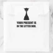 Katze vorhanden ist in Litter Box lustig Quadratischer Aufkleber (Tasche)