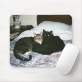 Katzen auf Bett mousepad (Mit Mouse)