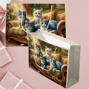 Katzen auf dem Sofa - niedliche Szene im Vintagen Große Geschenktüte