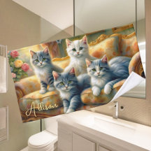 Katzen auf dem Sofa - niedliche Szene im Vintagen 