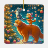 Katzen, die auf Hunde Stehend sind, um Weihnachtsb Keramikornament (Rückseite)