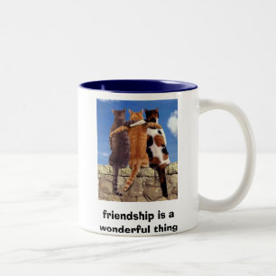 Katzen, Freundschaft ist eine wunderbare Sache Zweifarbige Tasse