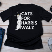 Katzen für Harris Walz Kampagne 2024 T-Shirt
