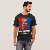 Katzen für Trump 2024 | Vance Trump Red Blue T-Shirt (Vorne ganz)
