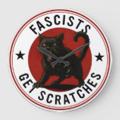 Katzen gegen Faschisten Große Wanduhr (Vorderseite)