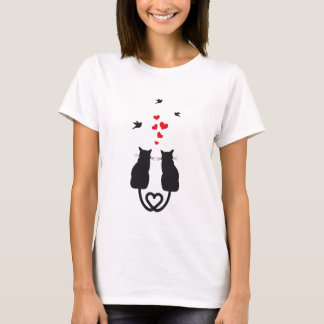 Katzen in der Liebe mit Herzen und Vögeln T-Shirt