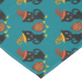 Katzen-Magie Tischdecke (Schrägansicht)