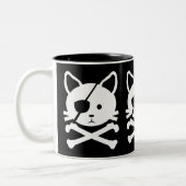 Katzen-Piraten-Tasse Zweifarbige Tasse (Links)