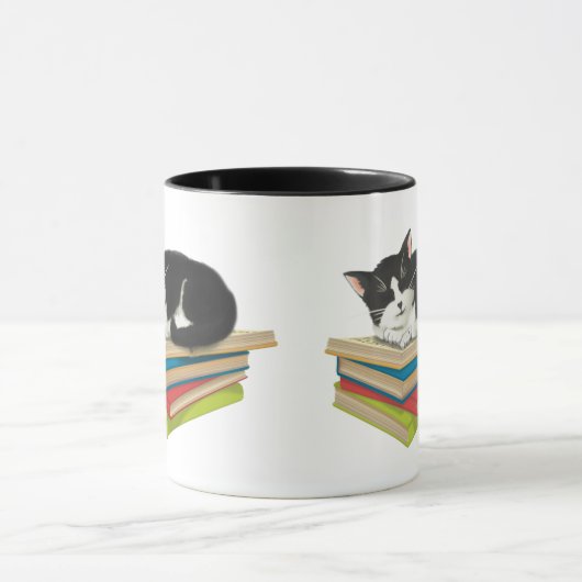 Katzen schlafen auf Tasse (Zentrum)