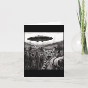 Katzen-Selfie-Leute beobachten eine lustige Alien- Karte