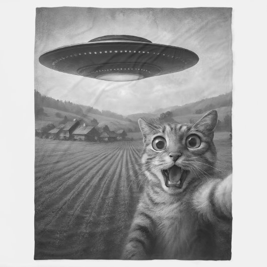 Katzen-Selfie mit Alien-UFO Lustige Katzen-Geschen Fleecedecke (Vorderseite)