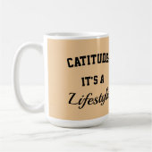 Katzen-Tasse Katitude Es ist ein Lebensstil Kaffeetasse (Links)