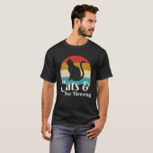 Katzen und Axtwerfen T-Shirt (Vorne ganz)