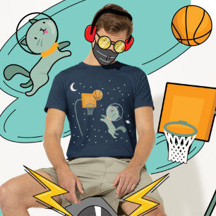 Katzenastronaut spielt Basketball im Weltraum T-Shirt