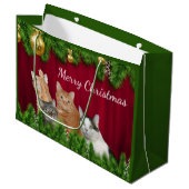 Katzenfamilie Weihnachten Große Geschenktüte (Vorderseite Schrägansicht)