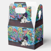 Katzenhöhe...... Kitten und Graffiti Wall Geschenkschachtel (Geöffnet)