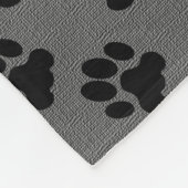 Katzenhundgebäck, graue Schachtel, Monogramm Fleecedecke (Ecke)