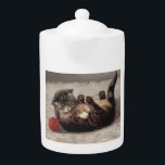 Katzenklatsche, eine Katze, die Galle aus dem Garn<br><div class="desc">Der seltsame Fall des verworrenen Garns - Oliver war ein neugieriges kleines Kätzchen, das immer darauf bedacht war, seine Welt zu erkunden. Eines Tages stolperte er durch das gemütliche Wohnzimmer und stolperte über einen Ball aus leuchtend roten Garnen. Seine Whiskers zwitscherten mit Intrigen, als er sich dem farbenfrohen Ball näherte....</div>