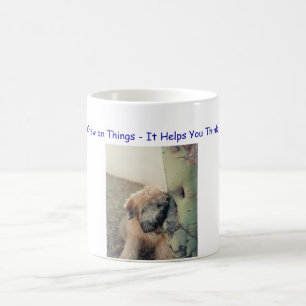 Kauen Sie auf Sachen - es hilft Ihnen zu denken Kaffeetasse