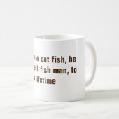 Kaufen Sie einen Mann fressen Fisch T - Shirt Kaffeetasse (VorderseiteRechts)