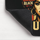 Käufer Black History Month Mächtige schwarze Pride Mousepad (Ecke)