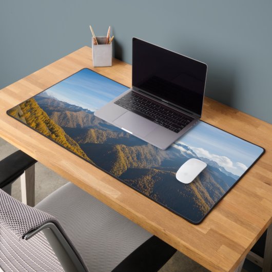 Kaukasusgebirge im Herbst Schreibtischunterlage (Büro 2)