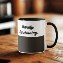 Kaum funktionierender Becher – Lustiger Morgenkaff