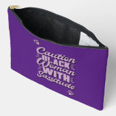 Kaution Schwarze Frau mit Sassitude Kosmetiktüte Zubehörtasche (Offen)