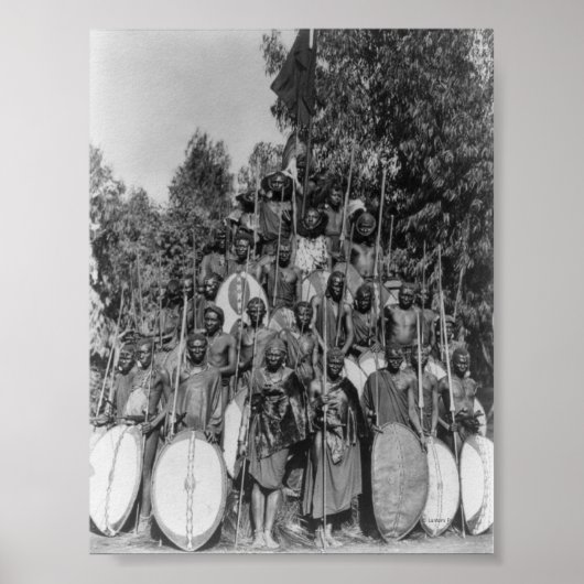 Kavirdos mit Speeren und Schilden Poster (Vorne)