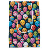 Kawaii Birthday Balloon Pattern Mittlere Geschenktüte (Rückseite)