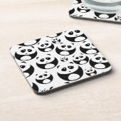 Kawaii Black and White Panda Muster Getränkeuntersetzer (Linke Seite)