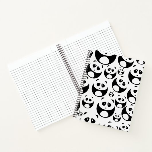 Kawaii Black and White Panda Muster Notizblock (Innenseite)