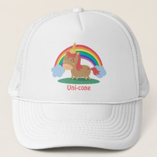 Kawaii Braunes Pferd, das versucht ein Einhorn zu  Truckerkappe
