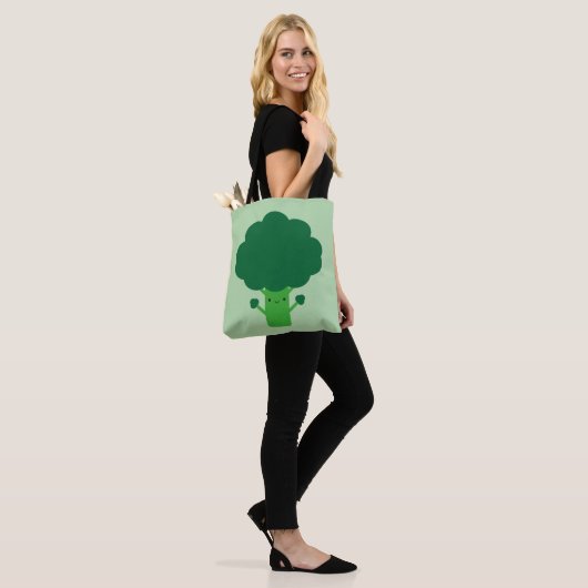 Kawaii Broccoli Tasche (Am Model)