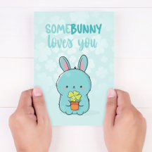 Kawaii Bunny Holding Clover: Sonnige Lieben für Si