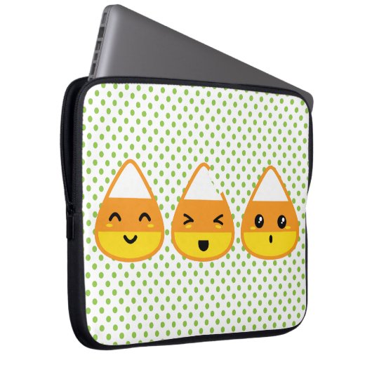 Kawaii Candy Corn Laptop Sleeve (Vorne Rechts)