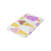 Kawaii Eis, niedlich, nahtlos. Badematte (Schrägansicht)