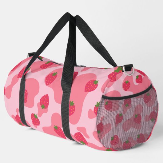 Kawaii Erdbeerkuh Muster Duffle Bag (Rechte Ecke)