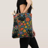 Kawaii Garden Art | Cute Black Cat Floral Pattern Tasche (Von Nahem)