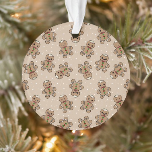Kawaii Gingerbread Man Pattern Ornament (Baum)