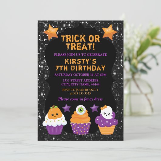 Kawaii Halloween Cupcakes Geburtstag Einladung (Stehend Vorderseite)