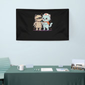 Kawaii Halloween Pals Mummy & Nurse cat Oversified Banner (Messeveranstaltung)