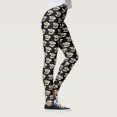 Kawaii Happy Bat Flying auf Vollmond-Muster Leggings (Rechts)