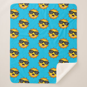 Kawaii Happy Sun mit Sonnenbrille Sherpadecke