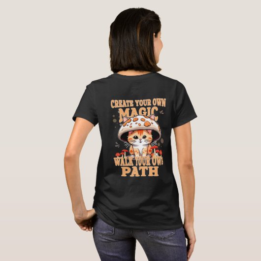 Kawaii Katze in einem Mushroom-Hut - Seien Sie sic T-Shirt (Schwarz voll)