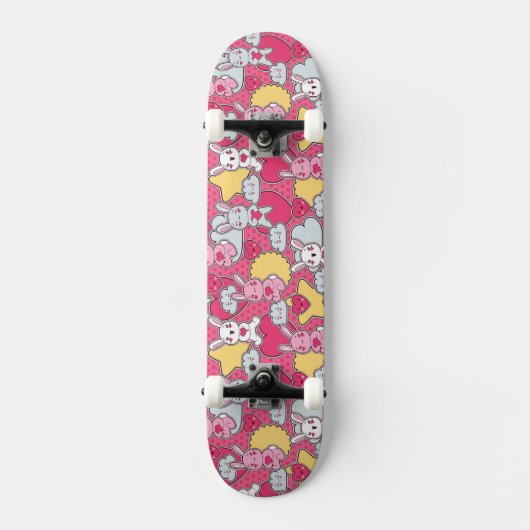 Kawaii Kindermuster mit niedlichen Gekritzeln Skateboard (Vorderseite)