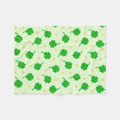 Kawaii Lucky Clover Fleecedecke (Vorderseite (Horizontal))