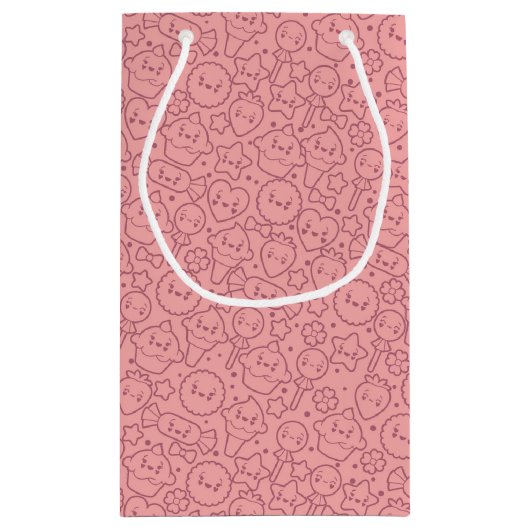 Kawaii Muster mit niedlichen Kuchen Kleine Geschenktüte (Rückseite)