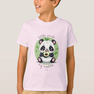 Kawaii Niedlich Baby Panda Eating Avocado T-Shirt