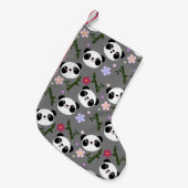 Kawaii Panda auf Grau Kleiner Weihnachtsstrumpf (Vorderansicht (hängend))